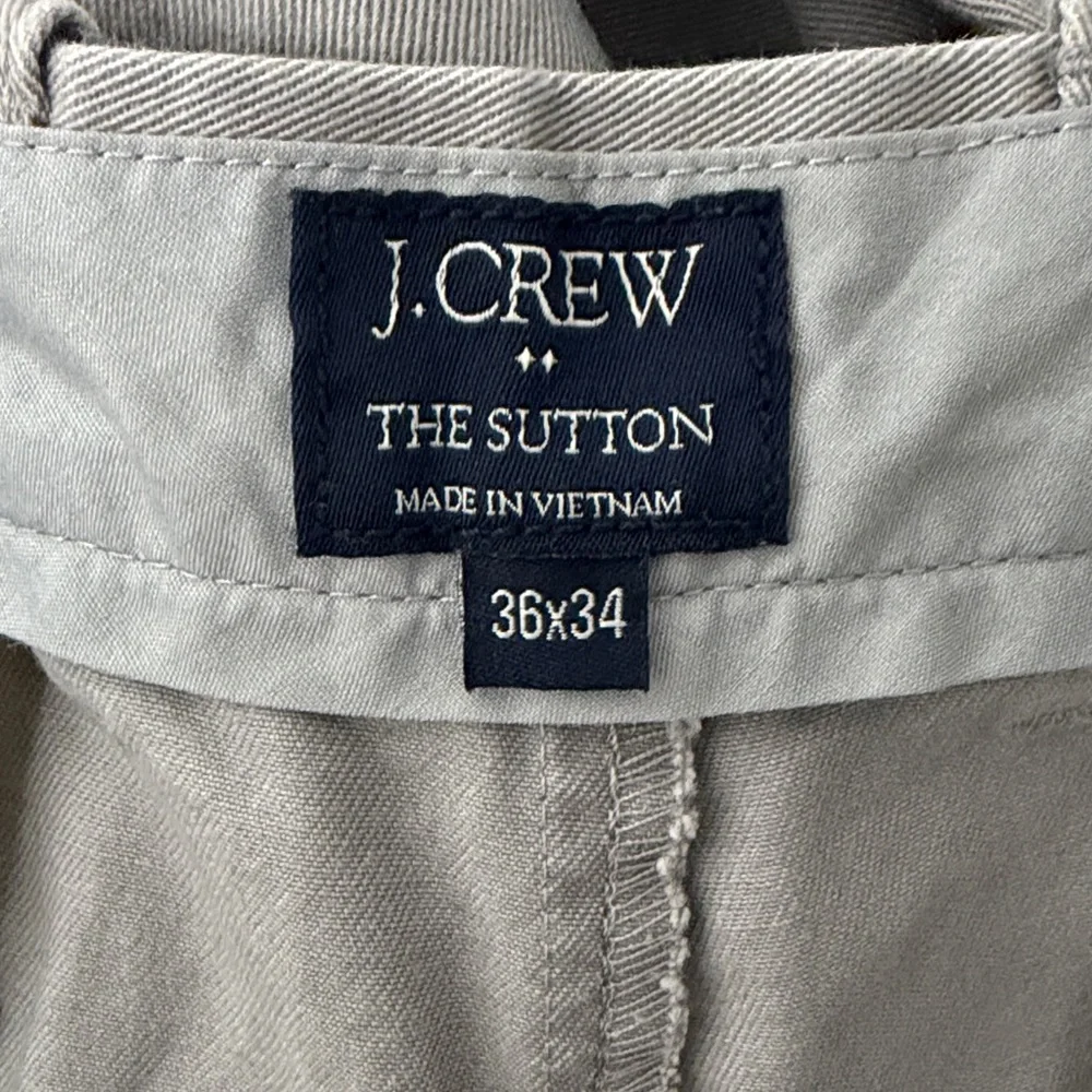 J.Crew men's The Sutton Light Gray  slim‎ fit chinos 100% cotton